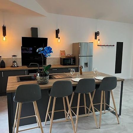 Loft Design Apartment Lapalud Exterior photo